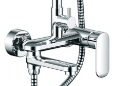 Душевая колонна Bravat OPAL R со смесителем для ванны, поворотный излив, хром (F6125183CP-A2-RUS)