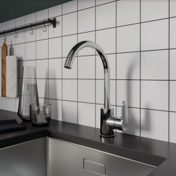 Смеситель для кухни 35к Milardo POLSBJ0M05 "Poli" высокий пов. излив, п/гайку, пластик, ХРОМ - POLSBJ0M05