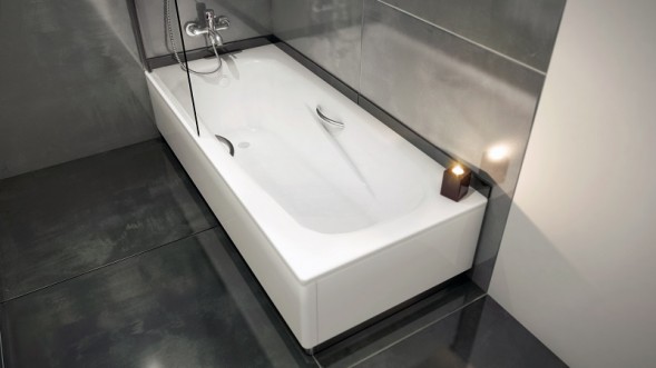 Ванна стальная BLB Universal Anatomica HG 150х75, белая, c отверстиями для ручек