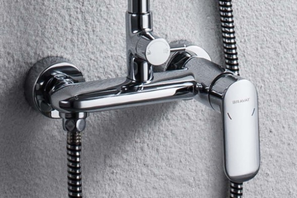 Душевая колонна Bravat OPAL R со смесителем, хром (F9125183CP-A2-RUS)