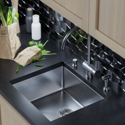 Мойка подст.монтаж 50х44 (3,0) вып 3 1/2 MIXLINE PRO 20см с сифоном (сатин) - 548568