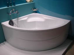 Ванна акриловая Santek КАРИБЫ симметричная 140х140 белая